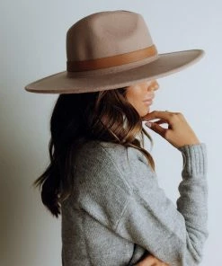 Queens Inc Mona Wool Hat Accessories