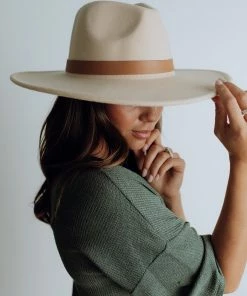 Queens Inc Mona Wool Hat Accessories