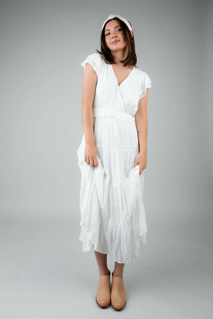 Doe & Rae Paper Towns Tiered Dress