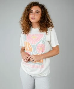 Lotus Fashion Wild Love Graphic