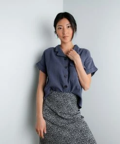 Leia&Co Apparel Lori Top In Navy 