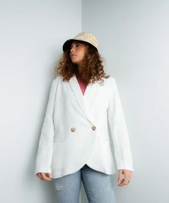 Ellison O Romeo, Romeo Blazer