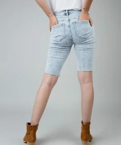 TeaNRose Apparel Runaway Denim Shorts