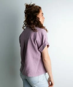 Leia&Co Lori Top In Lavender Apparel