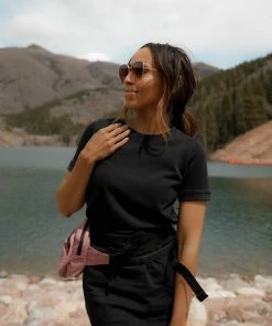 TeaNRose Apparel Berry Sweet Top In Black