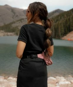 TeaNRose Apparel Berry Sweet Top In Black