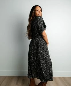 TeaNRose Sinclair Floral Dress