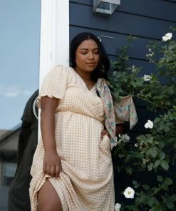 TeaNRose Goldfinch Maxi Dress Apparel