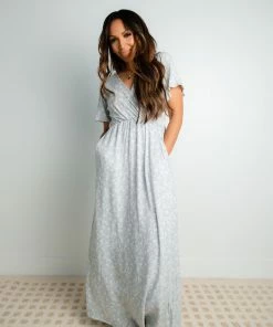 Nest Style & Design Apparel Jeanette Floral Dress