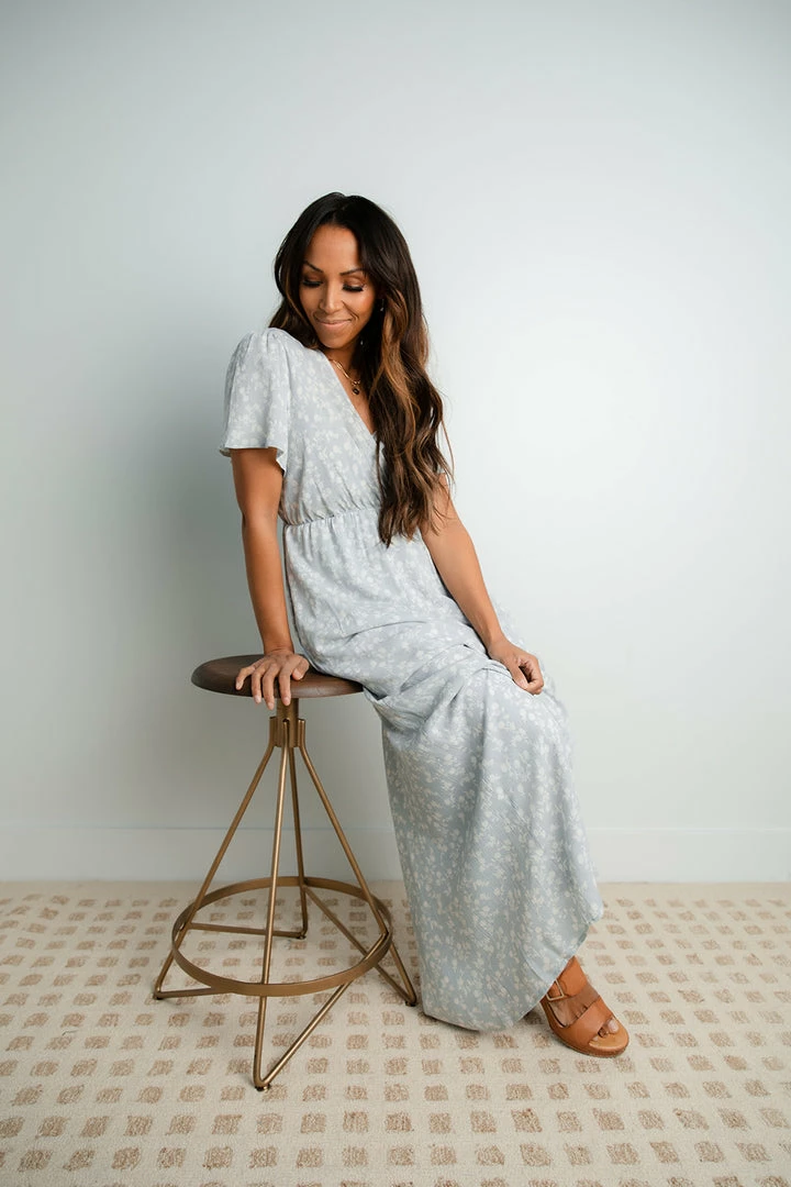 Nest Style & Design Apparel Jeanette Floral Dress