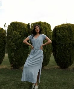 Tres Bien Wheeler Maxi Dress