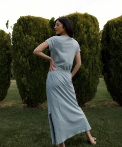 Tres Bien Wheeler Maxi Dress