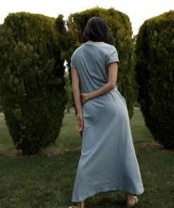 Tres Bien Wheeler Maxi Dress