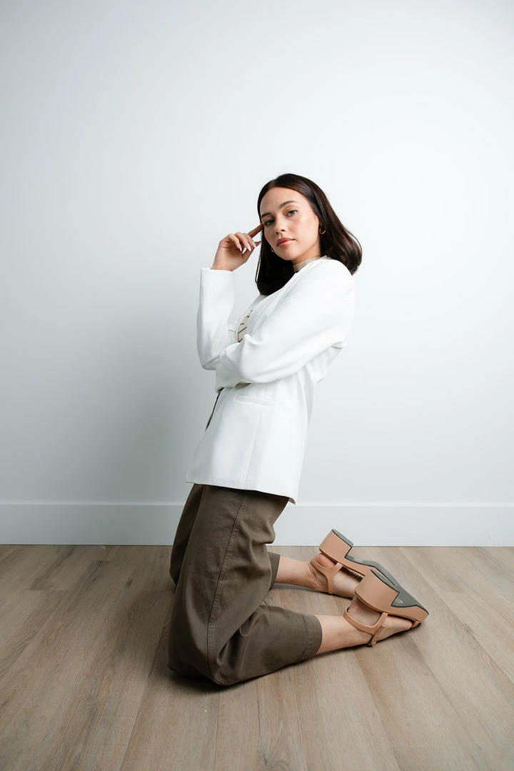 TeaNRose Apparel Flora White Blazer