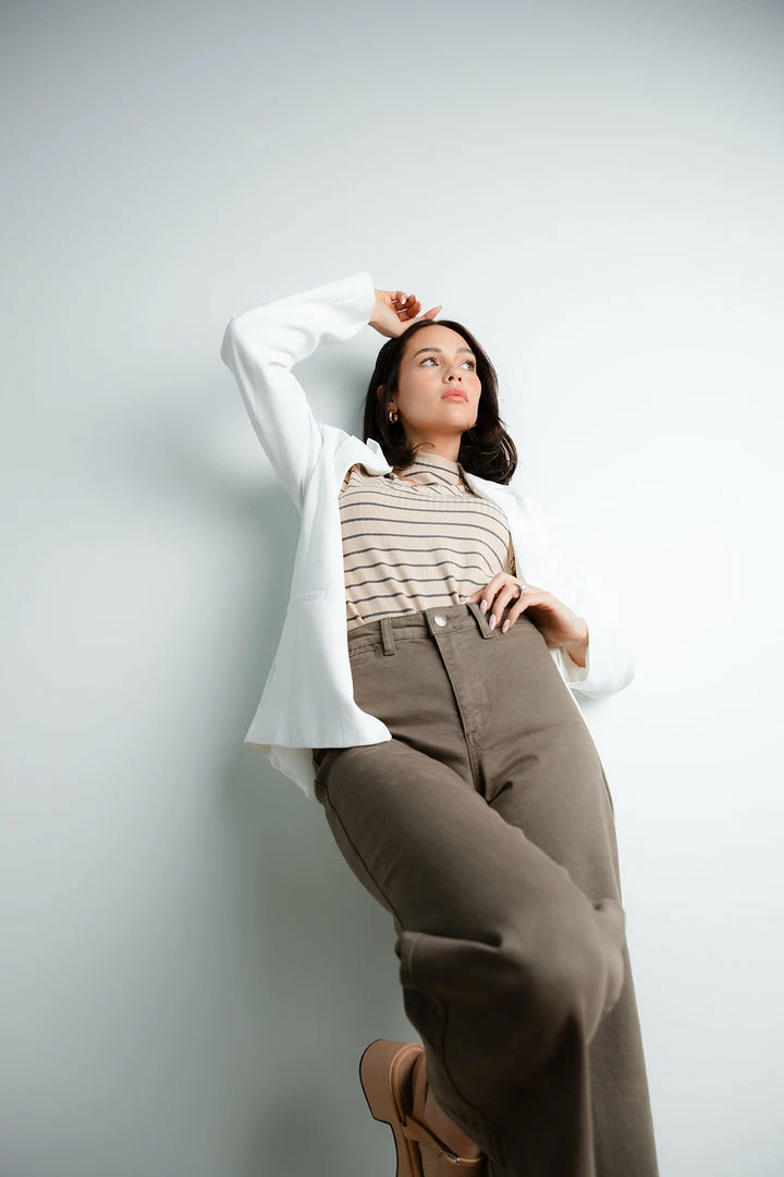 TeaNRose Apparel Flora White Blazer