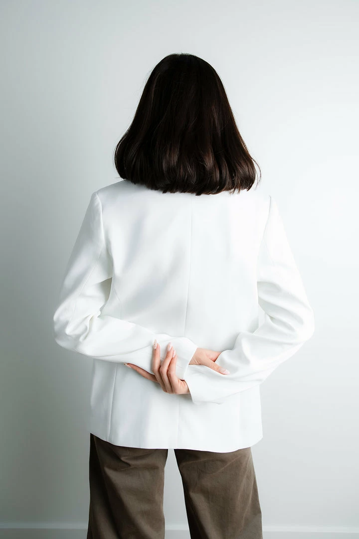 TeaNRose Apparel Flora White Blazer