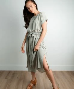 Doe & Rae Waverly Midi Dress