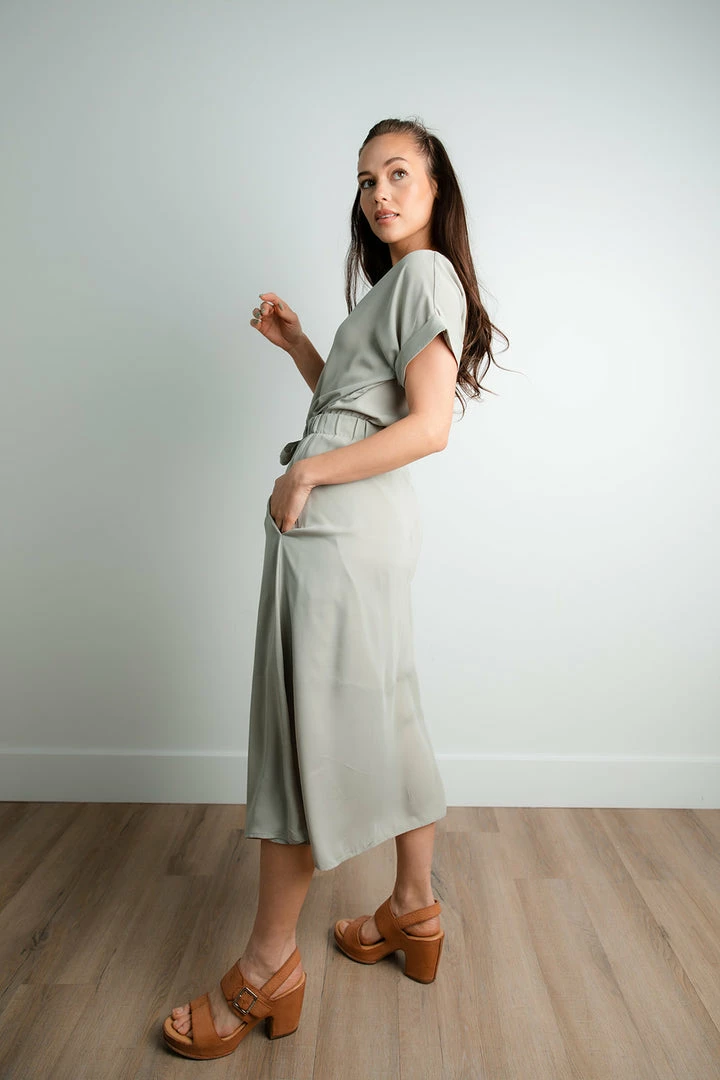 Doe & Rae Waverly Midi Dress