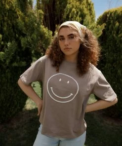 Newbury Kustom All Smiles Graphic Tee In Mocha Apparel