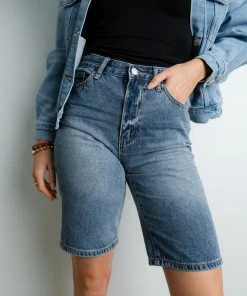 TeaNRose Capulet Boyfriend Shorts Apparel