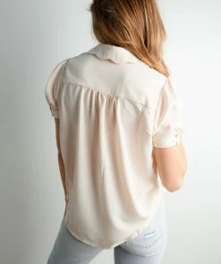 Doe & Rae Capri Button Blouse