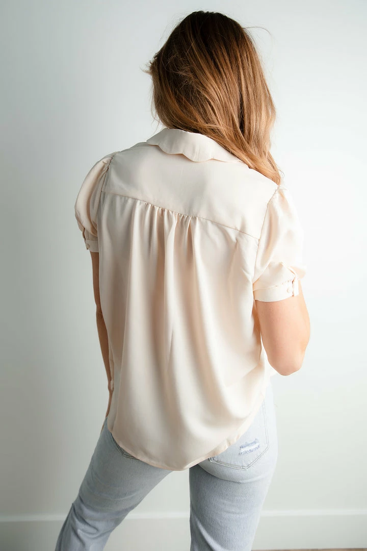 Doe & Rae Capri Button Blouse