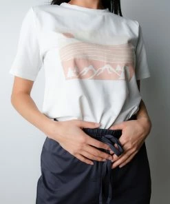 TeaNRose Pink Valley Graphic