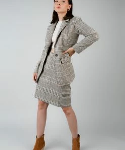 TeaNRose Julia Plaid Blazer Apparel