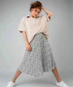 Calista Clueless Floral Skirt Apparel