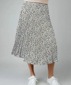 Calista Clueless Floral Skirt Apparel