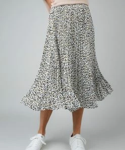 Calista Clueless Floral Skirt Apparel