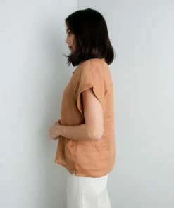 Grade & Gather Coastline Linen Top In Brown
