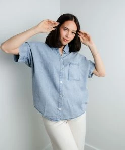 En Creme Grace Denim Button Down