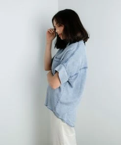 En Creme Grace Denim Button Down