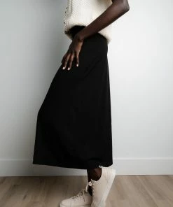 ModRef Cove Black Skirt Apparel