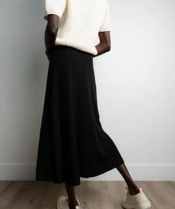 ModRef Cove Black Skirt Apparel