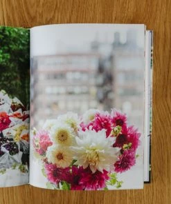 Hachette Home Decor New York In Bloom