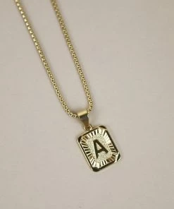 Beautysis Golden Days Initial Pendent Necklace Accessories
