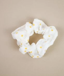 Holin Dang Golden Daisy Scrunchie