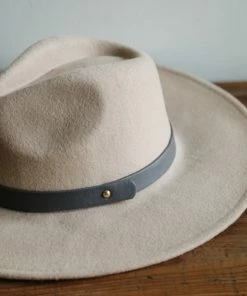 Queens Inc Mona Wool Hat Accessories