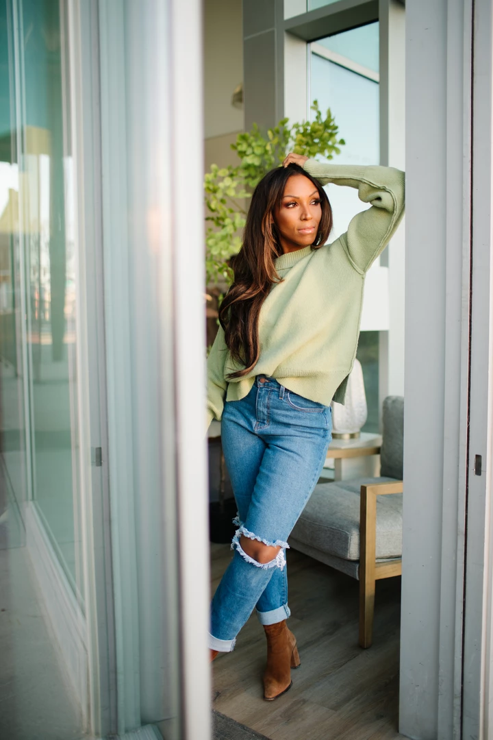 Vibrant Apparel Hudson Mom Jeans In Denim FINAL FEW