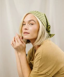 Leto Arowyn Vintage Bandana