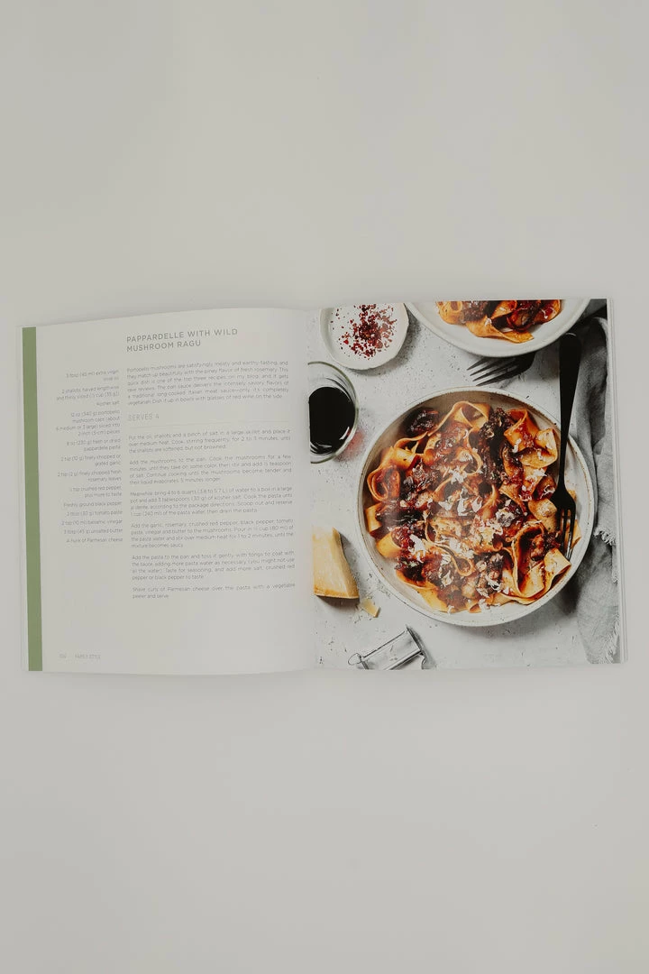 MPS Family Style: Shared Plates For Casual Feasts Home Decor