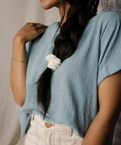 Holin Dang Golden Daisy Scrunchie