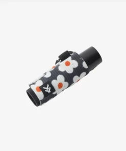 Thread Lip Balm Holders